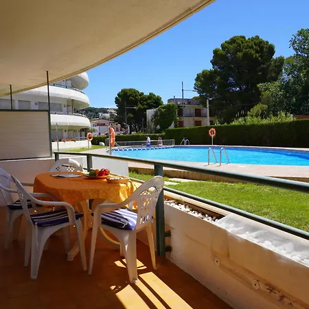 Apartamento En Planta Baja Con Terraza Y Piscina Cerca De La Playa De L'estartit - Es-323-86 *